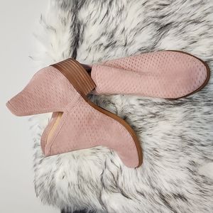 LUCKY BRAND BOOTS.  Brooklin Perforated SuedePink Blush Bootie - Size 7.5